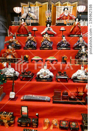 岩手縣盛岡市名田屋町町屋紀念館展出的雛人偶 岩手縣盛岡市名田屋町町屋紀念館展出的雛人偶 136962586