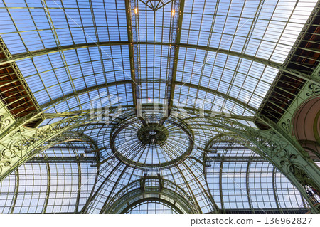 Grand Palais, canopy dome, Paris, France Grand Palais, canopy dome, Paris, France 136962827
