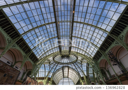 Grand Palais, canopy dome, Paris, France Grand Palais, canopy dome, Paris, France 136962828
