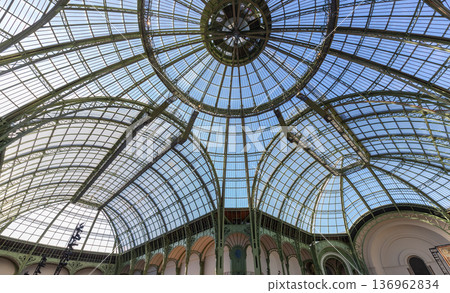 Grand Palais, canopy dome, Paris, France Grand Palais, canopy dome, Paris, France 136962834
