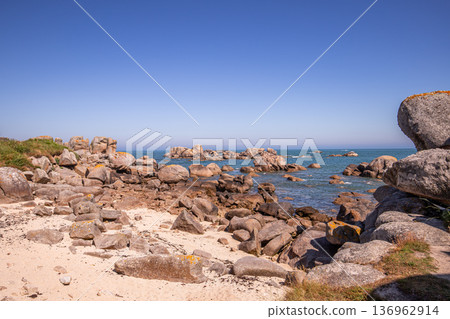 Beach of Pontusval, cotes-d'armor, brittany, france 136962914