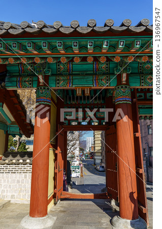 the city of Seoul in South korea the city of Seoul in South korea 136967547