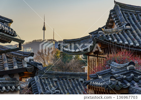 the city of Seoul in South korea 136967703