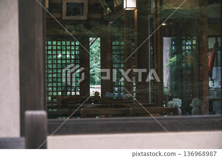 [Kasuga Taisha Shrine] A World Heritage Site that represents Nara 136968987