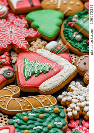 Christmas gingerbread cookies, sweet winter ginger cookies with ornament. Christmas gingerbread 136970381