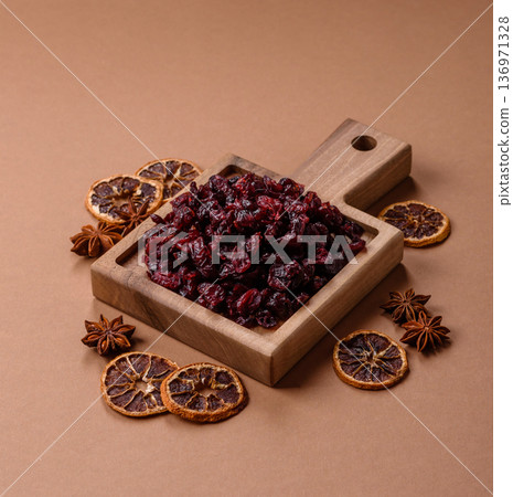 Dried sweet cranberries, natural berries for a healthy diet. Dried cranberries Dried sweet cranberries, natural berries for a healthy diet. Dried cranberries 136971328