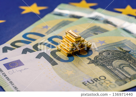 Gold bars or ingots as a tool for balance, financial investment, and savings. Gold bars Gold bars or ingots as a tool for balance, financial investment, and savings. Gold bars 136971440