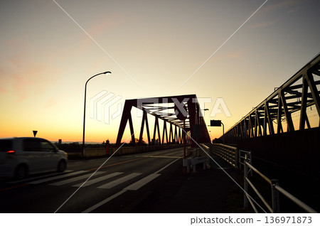 Scenery seen from commute 136971873