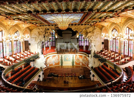 世界遺產：西班牙巴塞隆納加泰隆尼亞音樂宮 136975972