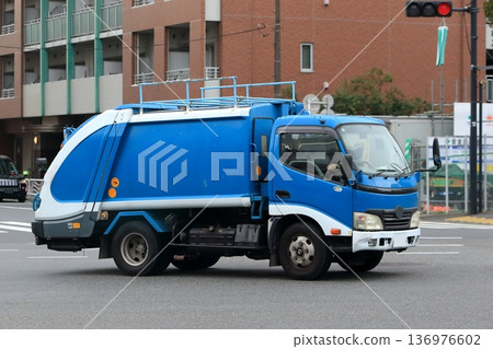 垃圾車(垃圾車) 垃圾車(垃圾車) 136976602