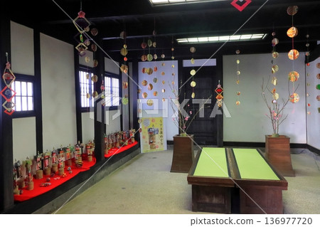 Usuki Hina Doll Tour (Former Shinkoji Temple, Niouza Historical Road, Usuki City) 136977720