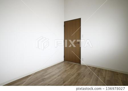 Mansion vacancy 136978027