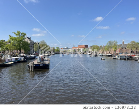Amsterdam, Netherlands 136978128