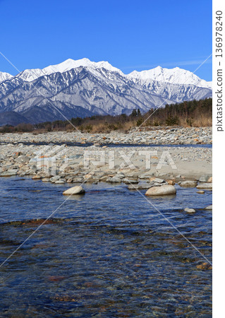Shinano Omachi Mountain View: The Northern Alps, Ushiro-Tateyama mountain range in winter Shinano Omachi Mountain View: The Northern Alps, Ushiro-Tateyama mountain range in winter 136978240