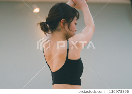 dancing, females, female 136978896