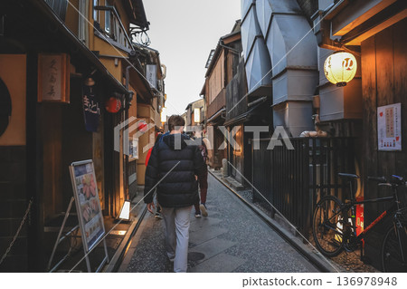 Narrow Lantern Lit Ponto cho Alley in Historic Kyoto Nov 26 2025 Narrow Lantern Lit Ponto cho Alley in Historic Kyoto Nov 26 2025 136978948