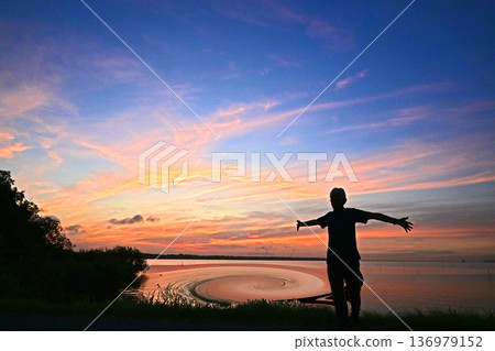 在陽光下鍛煉！ 136979152