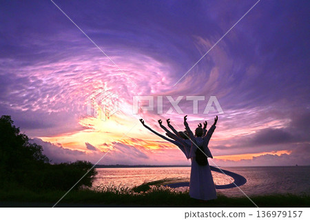 在陽光下鍛煉！ 136979157