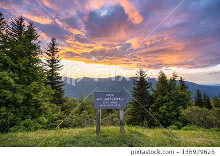 Scenic drive road trip on Blue Ridge Parkway in North Carolina Appalachian mountains. Mt Mitchell overlook observation point Scenic drive road trip on Blue Ridge Parkway in North Carolina Appalachian mountains. Mt Mitchell overlook observation point 136979626