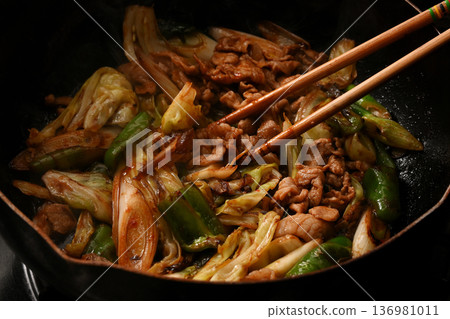 Cooking Twice Cooked Pork Cooking Twice Cooked Pork 136981011