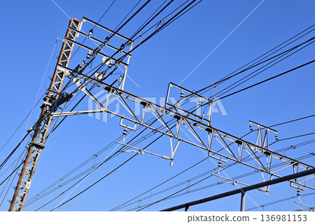 Railway overhead wire Railway overhead wire 136981153