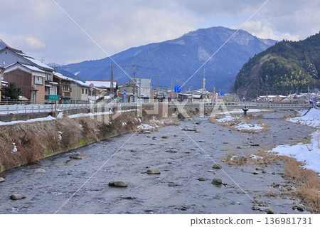 Chiyo River flowing through Chizu-juku 1 Chiyo River flowing through Chizu-juku 1 136981731