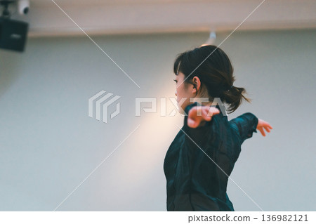 dancing, female, lady 136982121