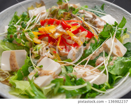 A meatless Japanese-style tofu salad. A healthy side dish for Japanese home cooking and a thoughtful lifestyle. A meatless Japanese-style tofu salad. A healthy side dish for Japanese home cooking and a thoughtful lifestyle. 136982237