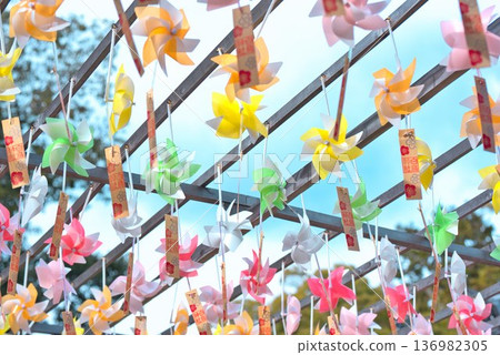 東川市白鳥神社的風車 東川市白鳥神社的風車 136982305