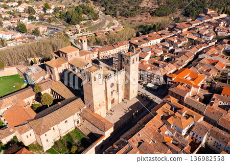 Aerial view of medieval Catedral de Santa Maria in Spanish city of Siguenza 136982558