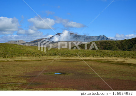 From Aso Nakadake, Eruption, Kusasenri From Aso Nakadake, Eruption, Kusasenri 136984982