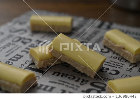 Enchanting butter crunch Enchanting butter crunch 136986442