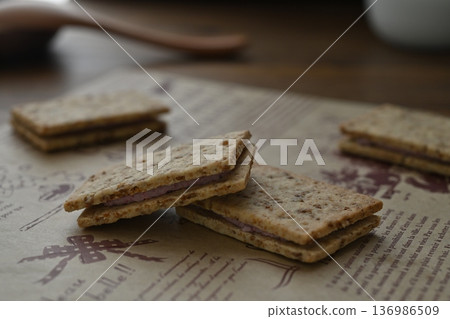 Creamy Brown Rice Bran Blueberry 136986509