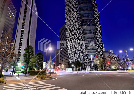 Tokyo Shinjuku Station West Exit Mode Gakuen Cocoon Tower night view Tokyo Shinjuku Station West Exit Mode Gakuen Cocoon Tower night view 136986566