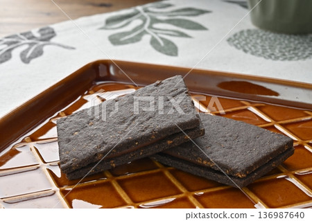 奶油糙米麩皮（含可可粉） 136987640