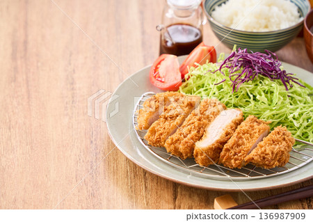 Pork loin cutlet set meal Pork loin cutlet set meal 136987909