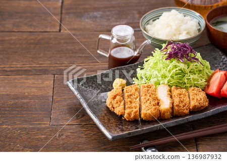 Pork loin cutlet set meal Pork loin cutlet set meal 136987932