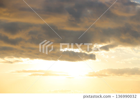 Dusk sky Dusk sky 136990032