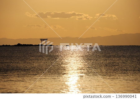 Dusk sea Dusk sea 136990041