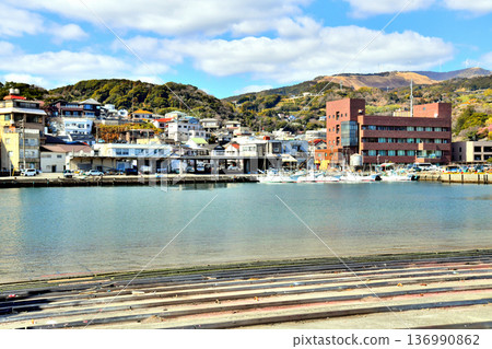 Inatori Fishing Port / Scenery around Higashiizu Town Hall (Higashiizu Town, Shizuoka Prefecture) [February 2026] 136990862