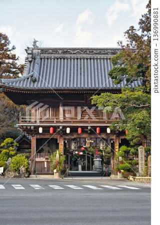 The first temple, Ryozenji, where we prepared for the New Year The first temple, Ryozenji, where we prepared for the New Year 136990881