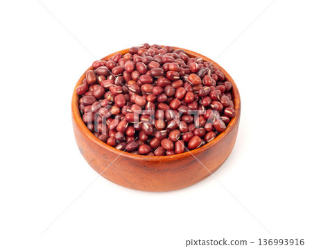 Red adzuki beans isolated, raw azuki bean pile, Vigna angularis legume seeds, dry red mung bean 136993916