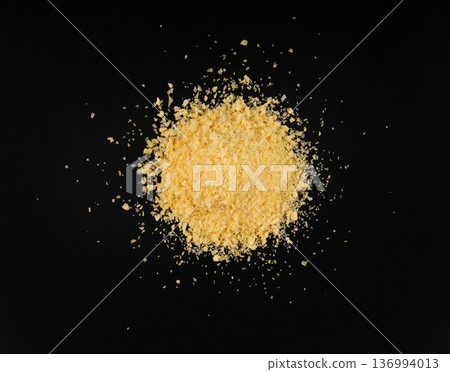 Bread crumbs, scattered breadcrumbs, crushed rusk bread crumbs for nuggets, panko 136994013