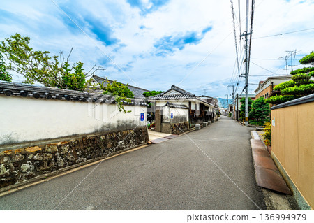 香川縣東香川市引田、贊岐公路、草坂住宅的初秋 136994979