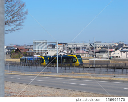 二月的一個晴朗日子,宇都宮輕軌線 二月的一個晴朗日子,宇都宮輕軌線 136996370