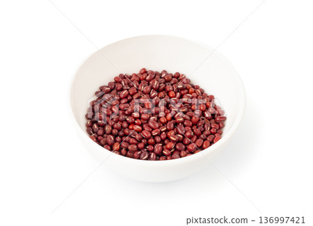 Red adzuki beans isolated, raw azuki bean pile, Vigna angularis legume seeds, dry red mung bean 136997421