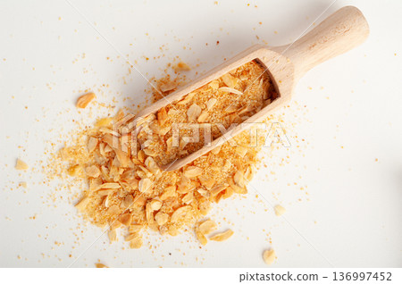 Dry Garlic Slices, Crispy Fried Cloves Pile Closeup, Roasted Grilled Garlic Flakes, Clove Chip Group Dry Garlic Slices, Crispy Fried Cloves Pile Closeup, Roasted Grilled Garlic Flakes, Clove Chip Group 136997452