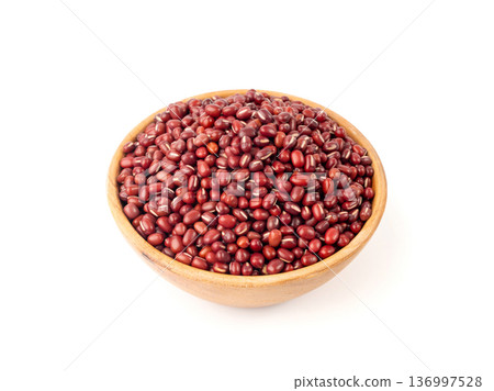 Red adzuki beans isolated, raw azuki bean pile, Vigna angularis legume seeds, dry red mung bean Red adzuki beans isolated, raw azuki bean pile, Vigna angularis legume seeds, dry red mung bean 136997528