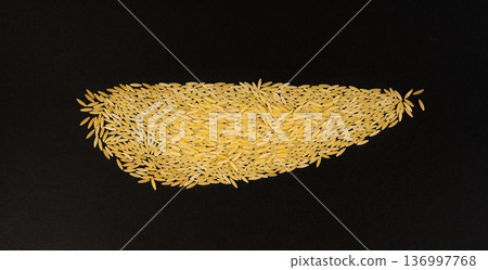 Raw orzo pasta, risoni or kritharaki pile 136997768