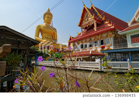 泰國曼谷 Wat Paknam 的巨型佛像 泰國曼谷 Wat Paknam 的巨型佛像 136998435